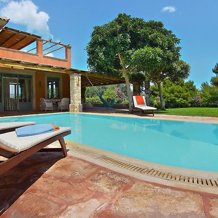 Vouliagmeni Villa أثينا الغرفة الصورة